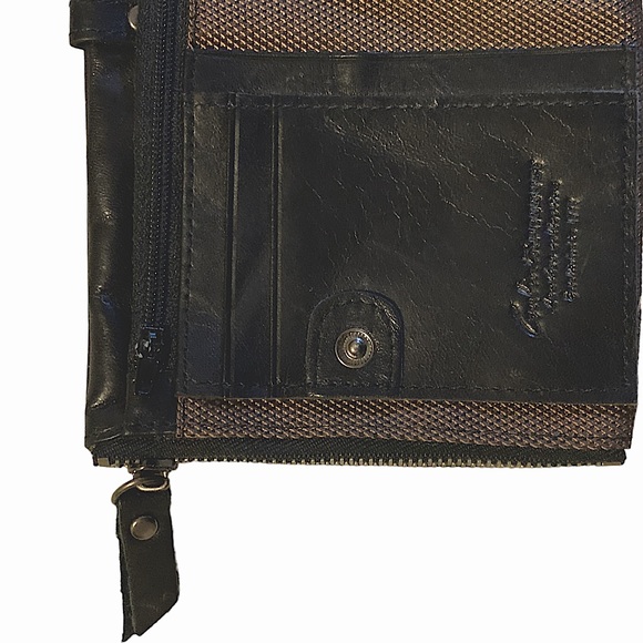 Leather Wallet, NWOT, black with zippers, mens - Picture 6 of 8